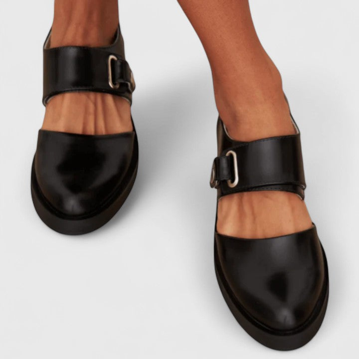 Camille™ | Graceful Orthopedic Flat