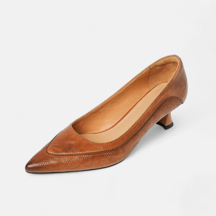Clarisse™ | Timeless Pumps