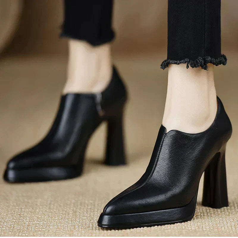 Valentina™ | Structured High Heel Pumps