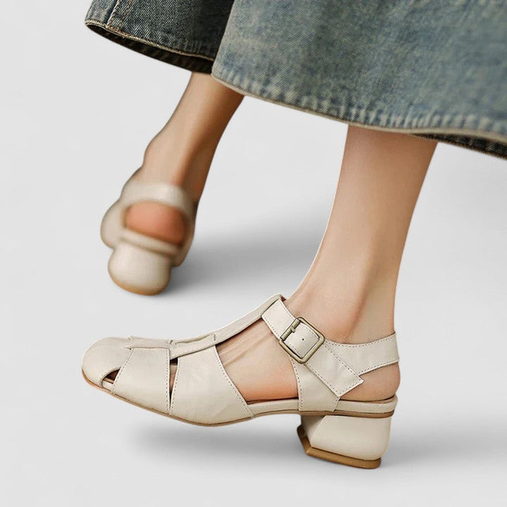Cassandra™ | Refined Orthopedic Flat
