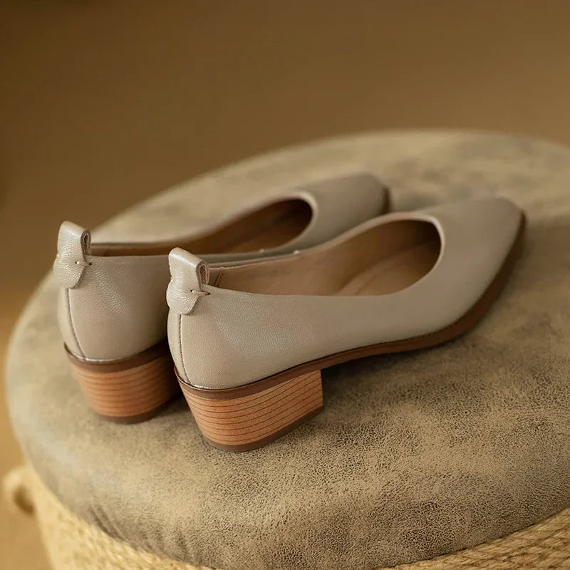 Daphne™ | Classic Block Heel Pumps