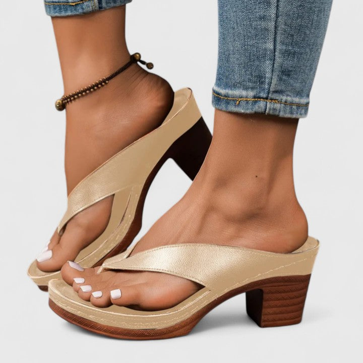 Alessia™ | Minimal Toe Loop Block Heel Sandals