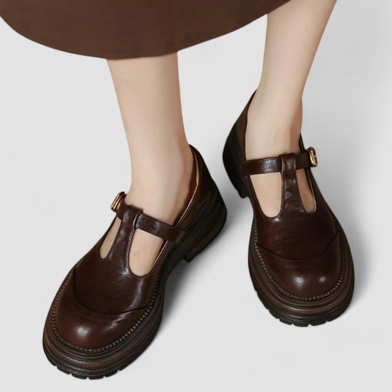 Vivian™ | Timeless Orthopedic Flat