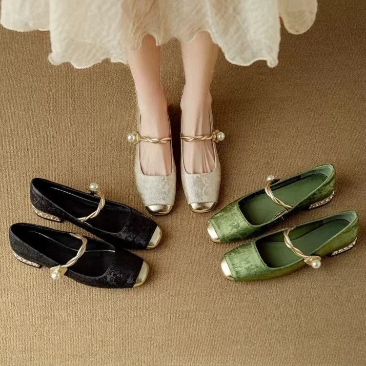 Elodie™ | Pearl Strap Mary Jane Block Heel Shoes