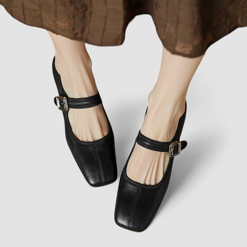 Harriet™ | Heritage Orthopedic Flat