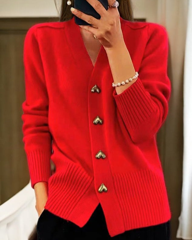 Donna | Elegant Heart Button Cardigan
